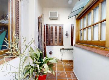Casa · 140m² · 7 Ambientes · Casa Chalet en Venta de 7 Ambientes en Martinez con Jardín