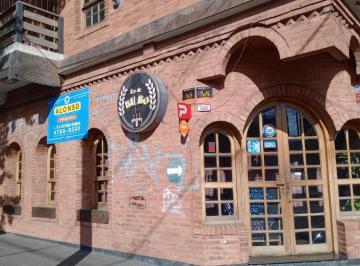 Local comercial · 160m² · Excelente Salón Para Gastronomia