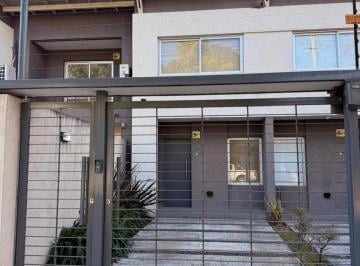 PH · 85m² · 4 Ambientes · 1 Cochera · Alquiler de Duplex 4 Ambientes en Ituzaingó Norte