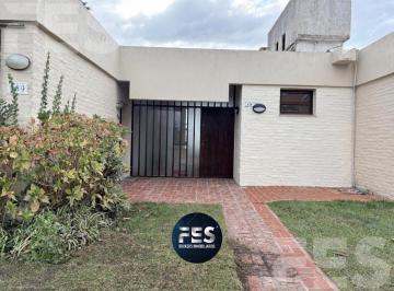 PH · 80m² · 3 Ambientes · 1 Cochera · Venta PH Casa 3 Ambientes en Sur Playa en Pinamar