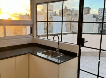 Departamento de 2 ambientes, Almagro · Unico! Departamento de 2 y 1/2 Amb, Dormitorio en Suitte, Toilette, Balcón Terraza, Todo a Nuevo!