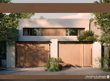 Casa de 3 ambientes, La Plata · Casa Premium - 2 Dorm. - Garage - Patio Parrilla y Pileta Calle 55 y 28 - La Plata Casco