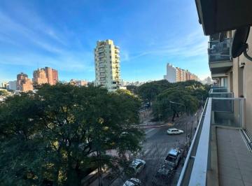 Departamento de 2 ambientes, Córdoba · Edif. con Pileta y Vigilancia 24hs | 1 Dorm C/ Balcón | Hermosa Vista