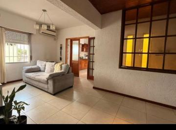 Casa · 132m² · 3 Ambientes · Casa P. a