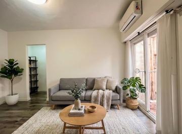 sala desde entrada decorada.png · Venta Depto Belgrano - 2 Ambientes - Balcón - Apto Crédito
