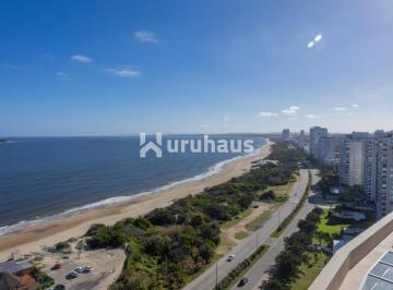 Foto1 · Penthouse en Venta Playa Mansa 7 Dorm. Coral Tower