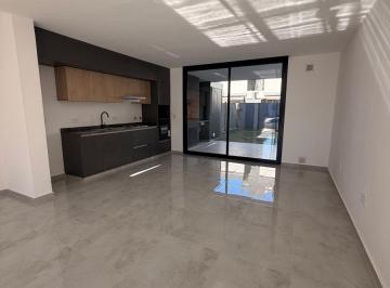 Casa de 3 ambientes, Córdoba · Alquiler - Docta 2 Dorm. con Vestidor
