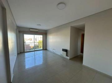 FRC-FRC-8235_2 · Miranda 4600 Montecastro 3amb U$145.000