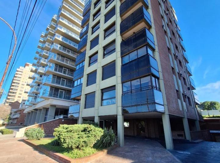Departamento · 120m² · 5 Ambientes · 2 Cocheras