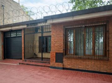 Casa de 5 ambientes, Ciudad de Mendoza · Dinámica Casa, San Luis 587 (A m del Hermoso Parque o'Higgins), Mendoza
