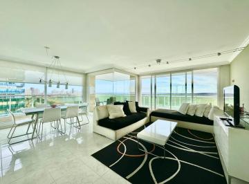 Departamento · 160m² · 4 Ambientes · 2 Cocheras · Departamento 4 Dorm. en Suite | Coral Tower | Playa Mansa Parada 5 | Punta del Este