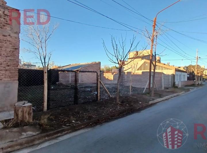 Terreno · 300m²