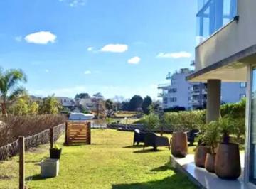 Departamento · 88m² · 3 Ambientes · 2 Cocheras · Departamento en Venta Planta Baja 3 Ambientes Al Rio en Marinas del Canal Nordelta Argentina