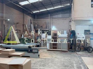 Bodega-Galpón · 600m² · Galpón en Alquiler en Beccar