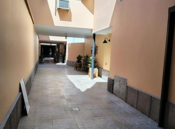 Casa · 164m² · 6 Ambientes · 1 Cochera · PH en Sexta Sección
