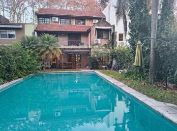 Casa · 230m² · 7 Ambientes · 3 Cocheras · Casa en Venta, Punta Chica, Victoria