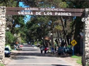 Terreno · 710m² · Lote en Venta en Sierra de Los Padres - ¡Con Planos Aprobados Para Construir!