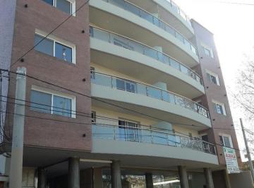Departamento · 90m² · 4 Ambientes · 1 Cochera · Departamento 2 Dorm. con Dos Cocheras - Granadero Baigorria