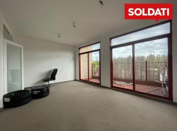 Local comercial · 34m² · 1 Ambiente · Local en Alquiler en Galería Site Zen Calle Chubut Cerca de Panamericana