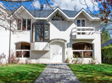 Casa · 380m² · 5 Ambientes · 2 Cocheras · Casa en Rincón Club de Campo
