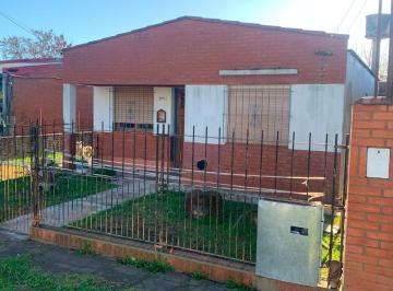 Casa · 50m² · 3 Ambientes · 1 Cochera · Casa en Venta Los Hornos
