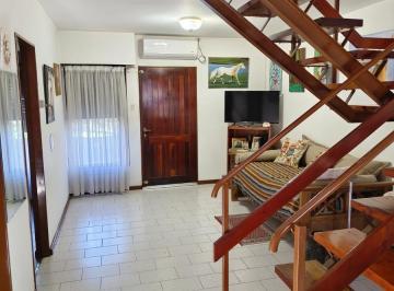 PH · 3 Dormitorios · PH en Venta Barrio 12 de Septiembre Petit Chalet