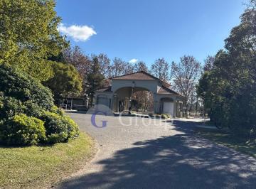 Terreno · 1000m² · Terreno Lote en Venta en Los Alcanfores, Pilar, G. B. a. Zona Norte