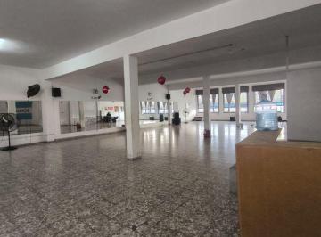 Bodega-Galpón de 4 ambientes, Córdoba · Galpón con Renta + Potencial Para Edificio de 7 Pisos | Inversión Premium en Barrio Pueyrredón