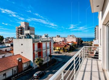 Departamento · 100m² · 3 Ambientes · 2 Cocheras · Departamento 3 Ambientes Balcon Vista Al Mar Cochera Doble La Perla a Estrenar