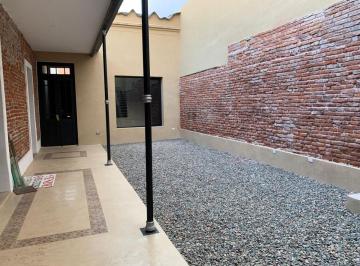 Local comercial de 6 ambientes, Córdoba · Alquilo Casona Restaurada Apta Profesional