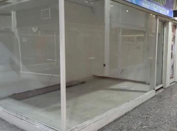 Local comercial · 12m² · 1 Ambiente · Local en Alquiler - Monoambiente 1 Baño - 12 m - Liniers