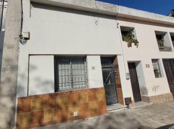 Departamento · 37m² · 3 Ambientes · Venta Apartamento 2 Dorm. Aguada con Patio