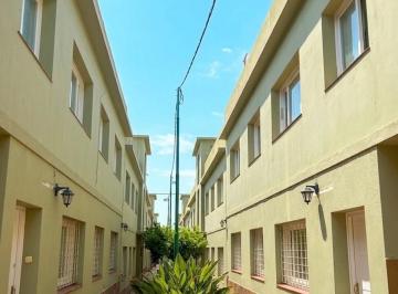 Departamento · 65m² · 5 Ambientes · Departamento en Venta de 3 Dorm. – Doble Acceso en El Centro de Godoy Cruz