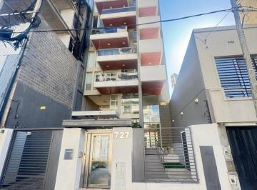Departamento · 45m² · 2 Ambientes · Departamento de 2 Ambientes en Venta o Alquiler en Quilmes Centro.