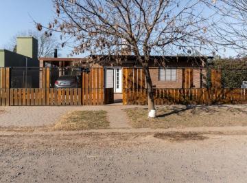 Casa · 127m² · 5 Ambientes · 1 Cochera · Casa en Venta 3 Dorm. Acequias del Aire