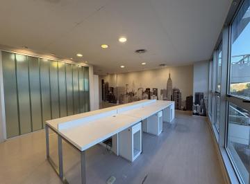 Oficina comercial · 120m² · 4 Ambientes · 1 Cochera · Oficina en Palermo