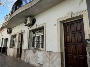Casa · 175m² · 3 Ambientes · Lote Propio de 216 m² con Casa, Galpón y Gran Potencial de Desarrollo