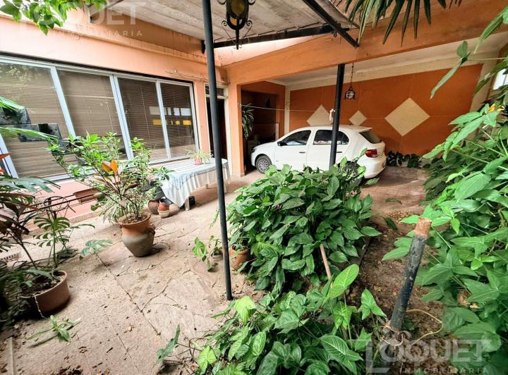 Casa · 178m² · 2 Dormitorios · 1 Cochera