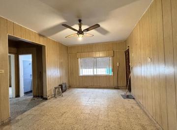 Departamento · 57m² · 3 Ambientes · Venta PH 3 Ambientes en P. B. Quilmes Oeste