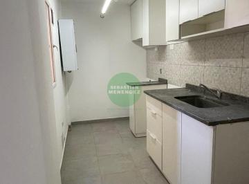 Departamento · 97m² · 5 Ambientes · Refaccionado - Centro - 3 Dorm. - 2 Baños - Departamento en Venta en Centro