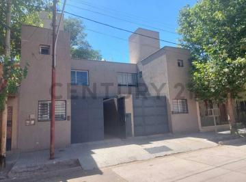 Casa · 75m² · Dúplex con Cochera Alquiler