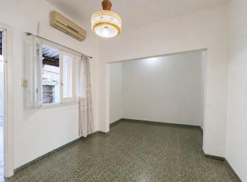 PH · 70m² · 3 Ambientes · PH Casa 3 Amb con Patio y Terraza, Lanus.