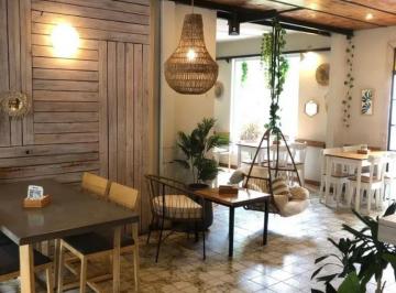 Fondo de comercio · 100m² · 2 Ambientes · 3 Cocheras · Venta de Fondo de Comercio – Cafetería & Restó "Life", Muñiz