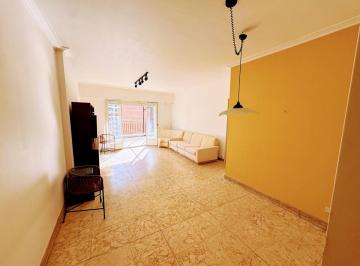 Departamento · 81m² · 4 Ambientes · 1 Cochera · Venta 4 Ambientes con Dependencia Cochera y Bauler