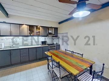 PH · 99m² · 6 Ambientes · PH 6 Ambientes Floresta, con Entrada Independiente