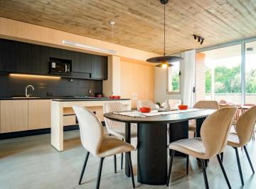 Departamento · 80m² · 3 Ambientes · Departamento Duplex de 2 Dorm. con Patio a m del Shopping