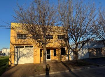 Local comercial · 277m² · 1 Cochera · Local en Barrio Belgrano