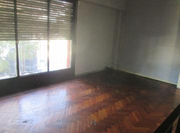 PH de 4 ambientes, Villa Urquiza · Piso Unico 4 Amb. + Dep. Serv. Tza. (Falta Pintura)
