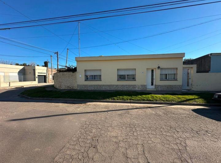 Casa · 80m² · 4 Ambientes