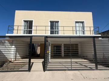 Casa · 137m² · 7 Ambientes · 2 Cocheras · Venta Casa Estación Alvarado Departamento